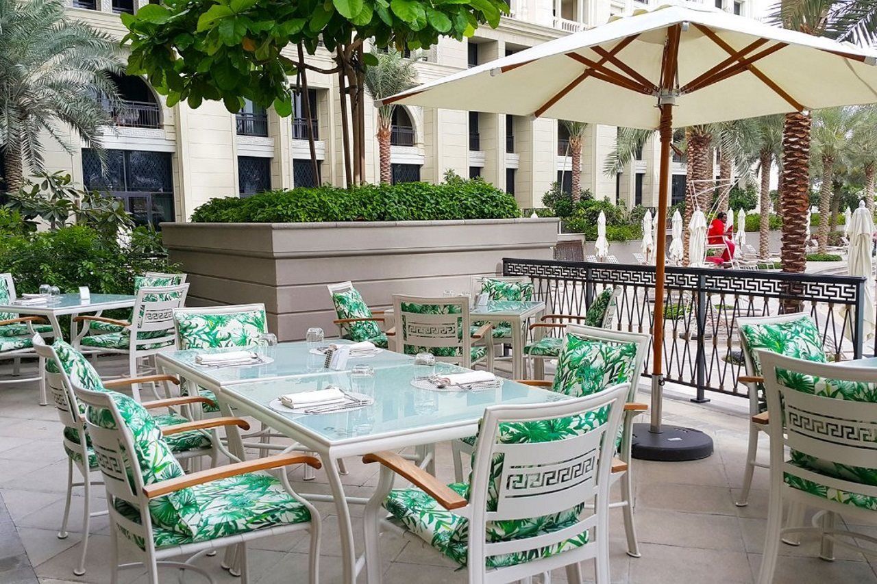 Palazzo Versace Дубай Екстериор снимка The Terrace